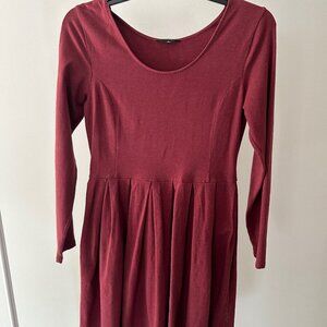 Aritzia (LG) Talula A-line Dress - Super Comfortable Casual Dress for Everyday